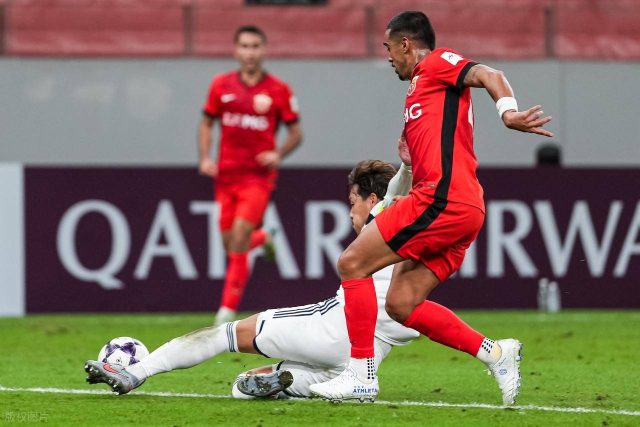 包含中超窗口期再迎强敌；克里夫兰骑士外线爆发；主帅态度——质疑声仍在；身体对抗强度拉满的词条