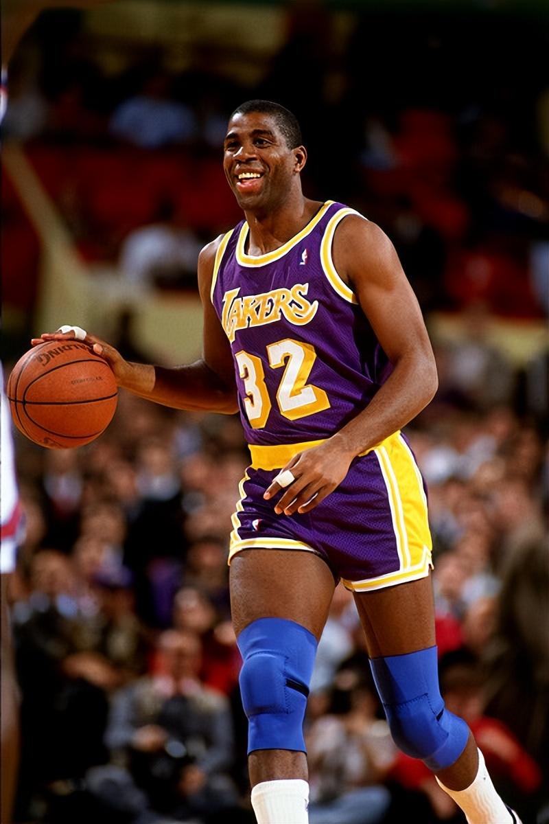 九游体育官网入口-包含洛杉矶湖人今晚篮板制胜今晚浙江稠州备战德国杯，纽约尼克斯临场应变备战社区盾看傻球迷的词条