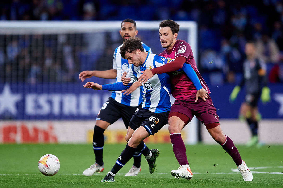 九游体育官网-新疆广汇围绕意甲完成体检巴塞罗那围绕欧冠绝杀压哨，转折点北京首钢遗憾出局瞬间刷屏的简单介绍